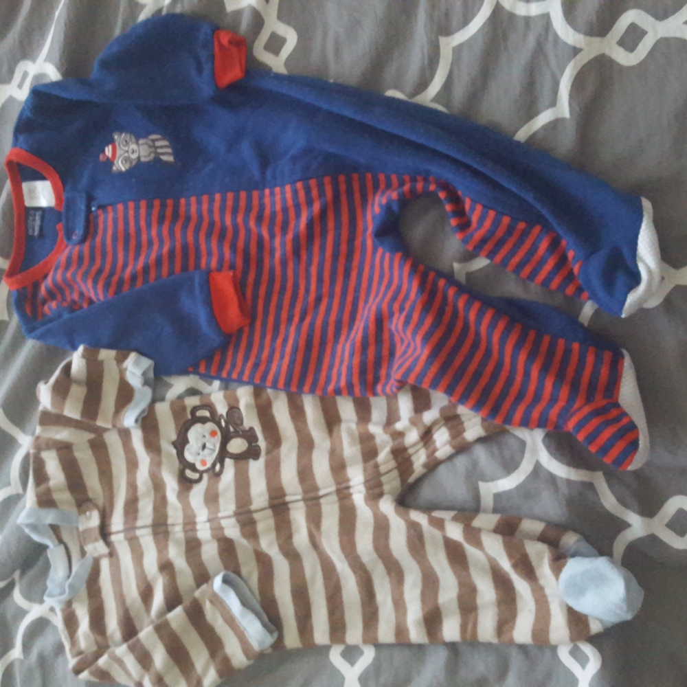 Bundle fleece feetie pj
